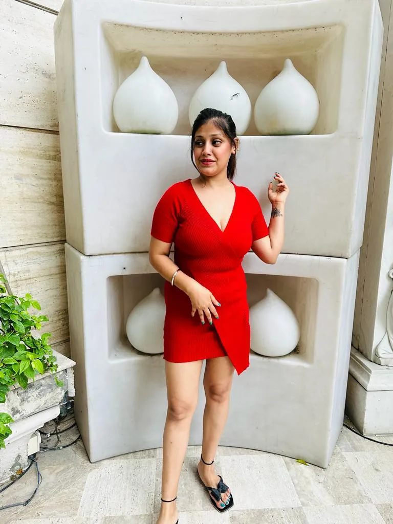 Divya - Udaipur call girl