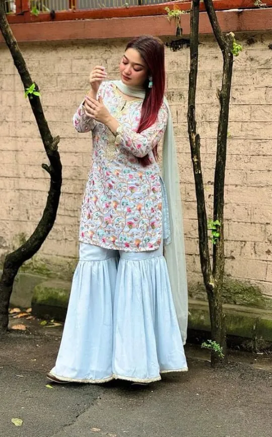 Riya - Udaipur call girl