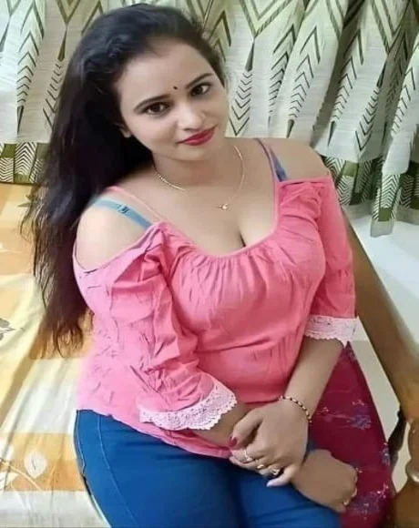 Kajal - Trusted call girls in Indore near hotels